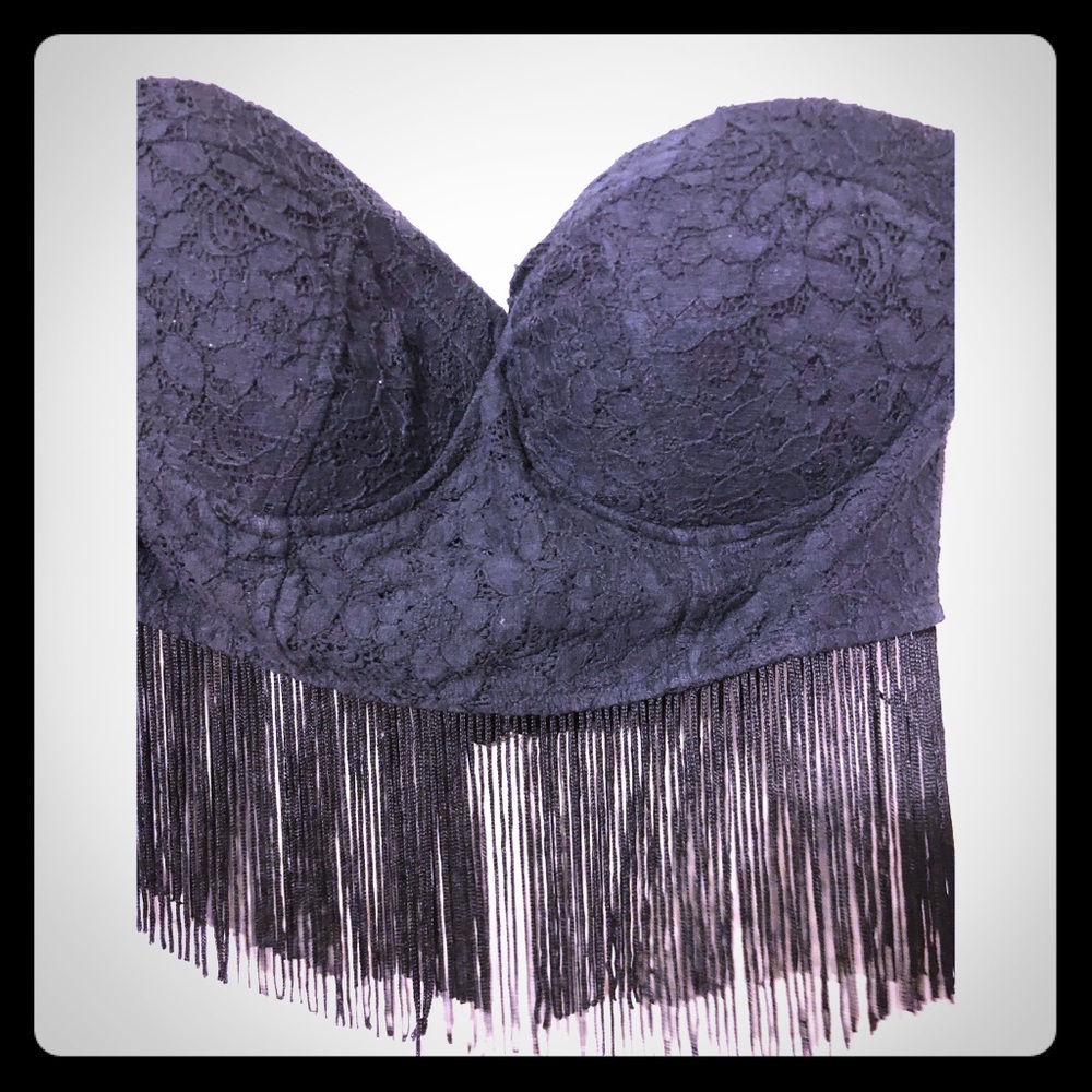 NWT fringe top. Size Large.